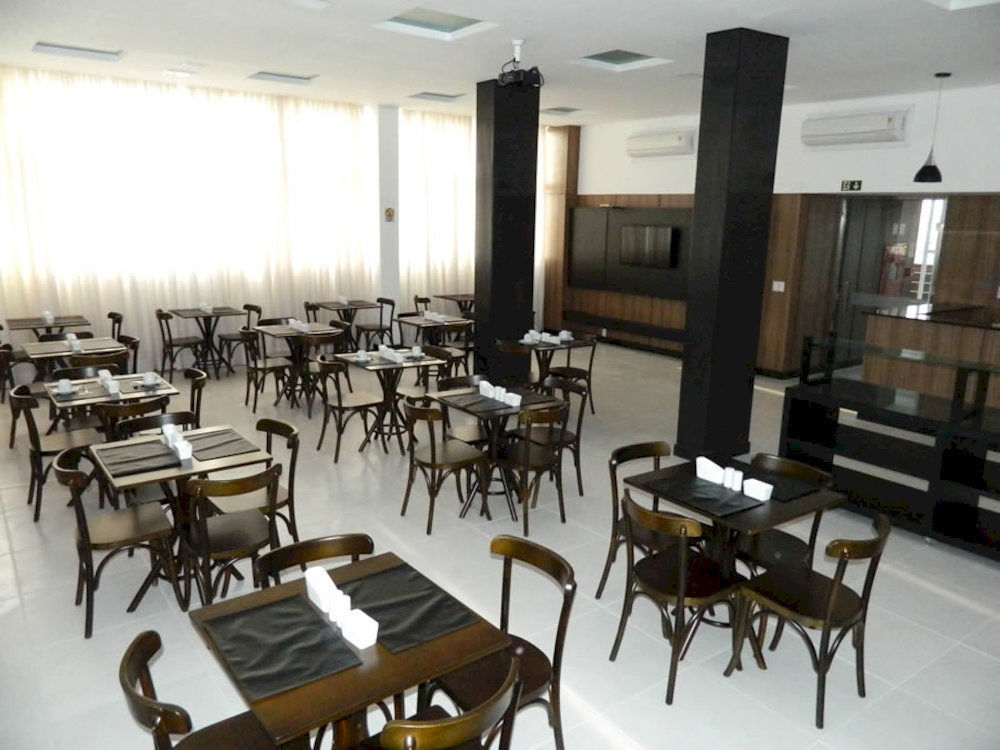 M Tower Hotel Pelotas Buitenkant foto